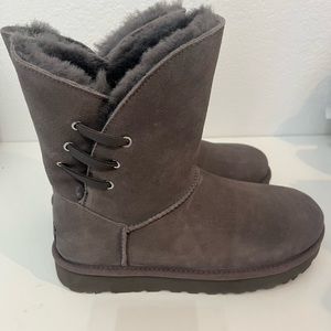 Ugg boots grey